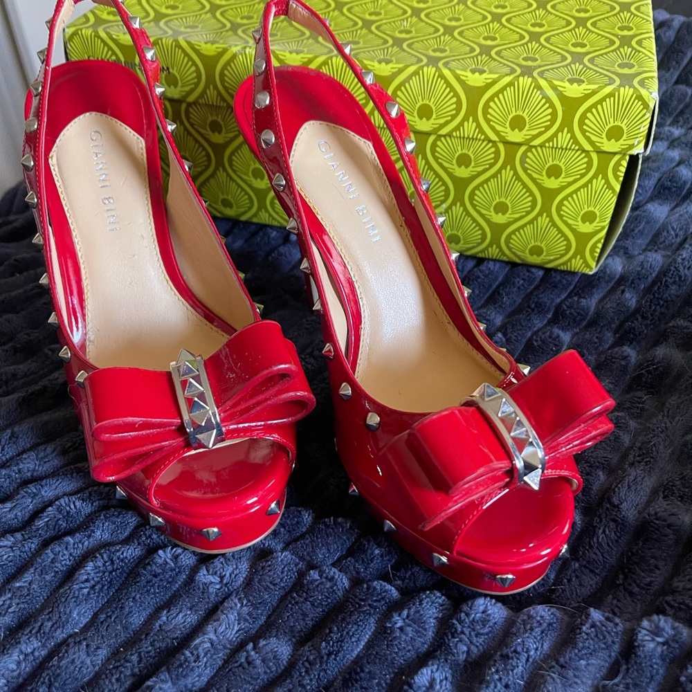 Gianni Bini Red Patent Leather Heels